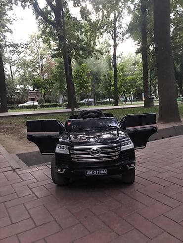 Детский транспорт: Детский электромобиль-джип (стилизация под Toyota Land Cruiser) Торг — 5