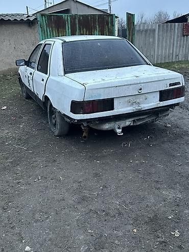 аккамуляторы: Форд си Ера 88 год 2 литровый мотор левый руль 5 ступка мотор — 8