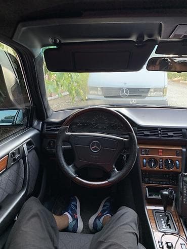 e34 520: Mercedes-Benz W124: 1995 г., 3.2 л, Автомат, Бензин, Седан — 8
