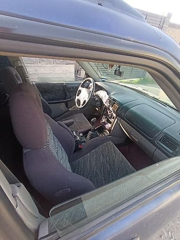 suba: Subaru Forester: 2001 г., 2 л, Механика, Бензин, Универсал — 1