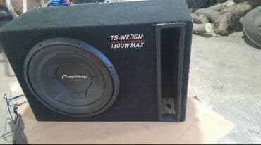 колонка усилитель микшер: Тип: Пассивный корпусный сабвуфер фазоинверторного типа. Мощность — 1