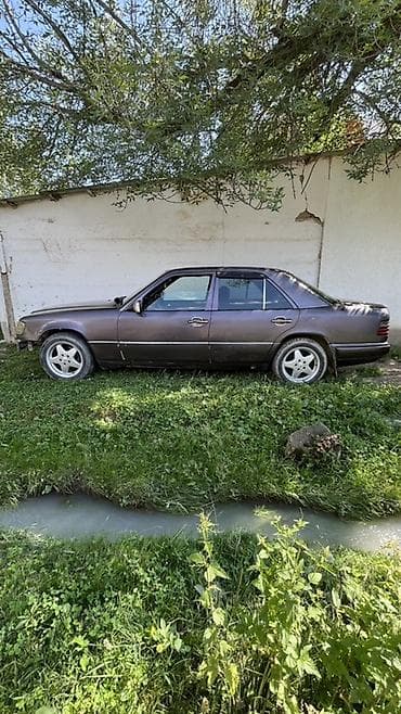 g 30: Mercedes-Benz W124: 1990 г., 2.2 л, Механика, Бензин, Седан — 5