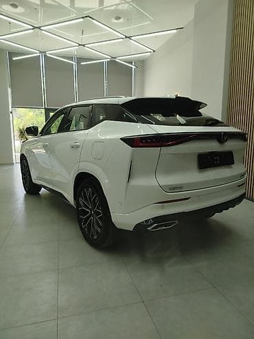Changan Uni-Z: 2025 г., 1.5 л, Автомат, Гибрид, Кроссовер — 4