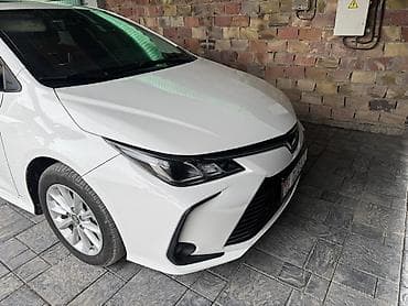 Toyota Corolla: 2020 г., 1.8 л, Автомат, Гибрид, Седан