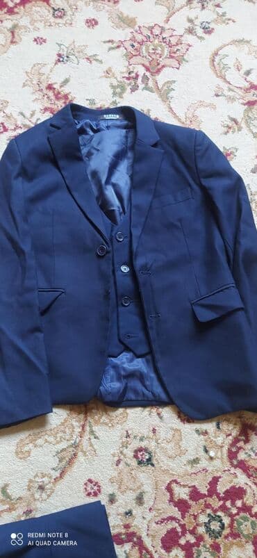 костюм на выписку: Школьная форма, Б/у — 1