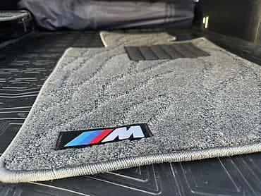 Коврики салона BMW M (комплект) - Материал: плотный ворсовый at lalafo.kg Коврики салона BMW M (комплект) - Материал: плотный ворсовый