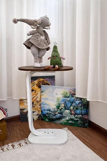 Журнальные столы: Журнальный/приставной столик с С‑образной опорой - Компактный столик — 2