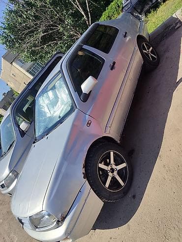 Volkswagen Vento: 1996 г., 2 л, Механика, Бензин, Седан