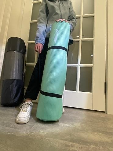 Электр транспорту: Характеристики: • Тип: Каремат • Бренд: LI-NING • Размеры: 183*80 — 8