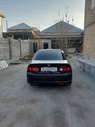 дом на обмен: Honda Accord: 2006 г., 2 л, Автомат, Бензиновая, Седан — 4