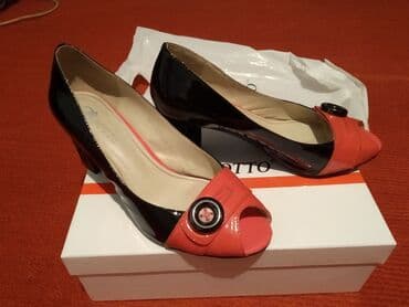 фирменная обувь из италии: Кожаные лакированные туфли с открытым носиком. Каблук 5см. Фирма — 1