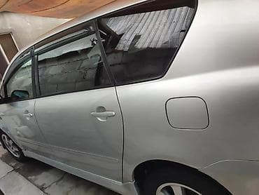 Унаа: Toyota Ipsum: 2003 г., 2.4 л, Автомат, Бензин, Вэн/Минивэн — 4