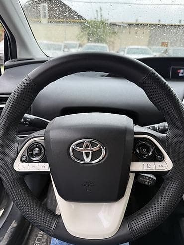 Продажа авто: Toyota Prius: 2018 г., 1.8 л, Автомат, Гибрид, Хэтчбэк — 7