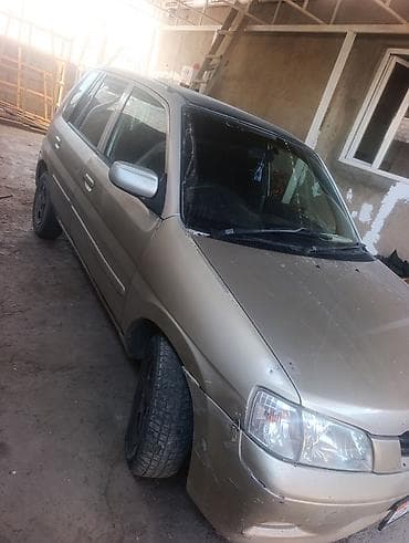 Продажа авто: Mazda Demio: 2002 г., 1.3 л, Автомат, Бензин, Хэтчбэк — 5