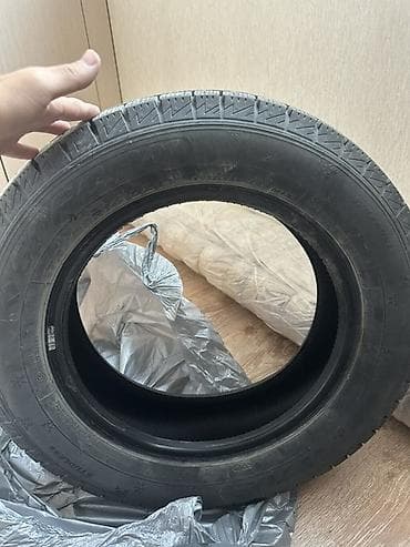 шина 175 65: Зимняя шина (без шипов на фото), размер 175/65 R14 82T — 2