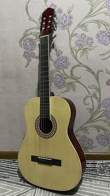 куплю гитару: Классическая акустическая гитара 4/4 - Тип: классическая — 5