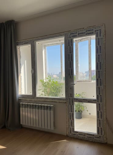 двери на балкон: ПВХ-блок «окно + дверь на балкон» - Профиль: WINTECH, белый, с — 1