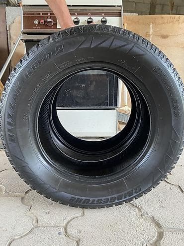 mbe group: Зимние шины Bridgestone Blizzak Revo 2, без шипов (Studless). - — 2
