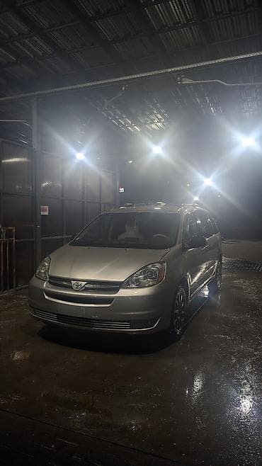 bmw e32: Toyota Sienna: 2005 г., 3.3 л, Автомат, Бензин, Минивэн — 1