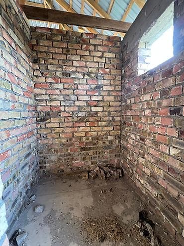 дом ремонт: Продаётся кирпичный двухэтажный дом (коробка) с мансардной крышей — 7