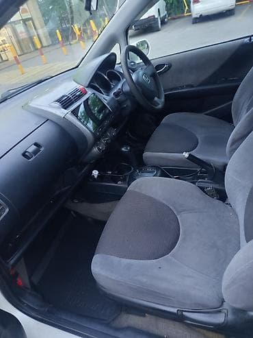 авто с последующим выкупом хонда фит: Honda Fit: 2003 г., 1.3 л, Бензин, Хэтчбэк — 5