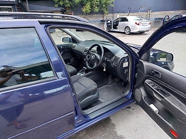 Продажа авто: Volkswagen Golf Variant: 2005 г., 1.6 л, Универсал — 6