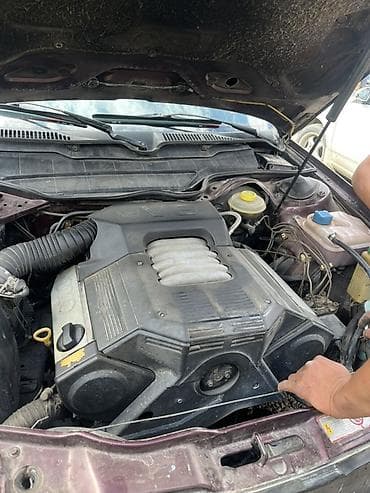 vw bora: Audi 100: 1993 г., 2.8 л, Механика, Бензин, Седан — 6
