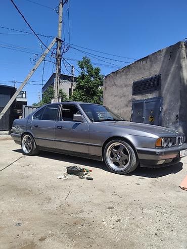 бмв 2023: BMW 5 series: 1991 г., 2 л, Механика, Бензин, Седан — 7