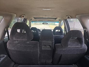 hond: Honda Stream: 2001 г., 2 л, Механика, Бензин, Минивэн — 7