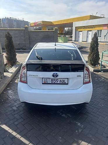 mr 2: Toyota Prius: 2013 г., 1.8 л, Вариатор, Гибрид, Седан — 4