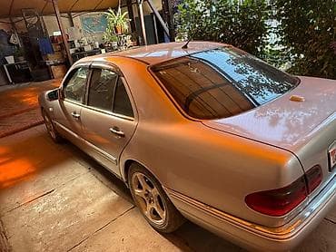mers 212: Mercedes-Benz E-Class: 1996 г., 4.2 л, Автомат, Бензин, Седан — 2