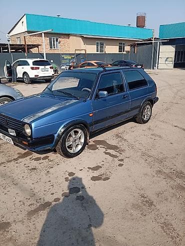 ауди эшик: Volkswagen Golf: 1987 г., 1.6 л, Кол менен иштөөчү, Бензин, Хетчбек — 1