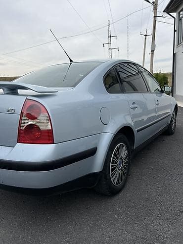 Volkswagen Passat: 2002 г., 2 л, Ручные, Бензин, Седан