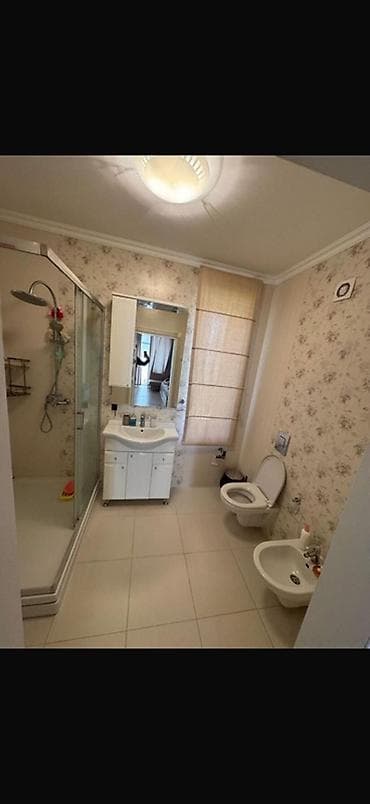 Посуточная аренда: 120 м², 3 комнаты — 8