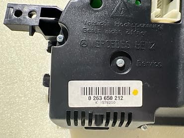 m111 2 2: Щиток приборов Mercedes-Benz Оригинал — 4