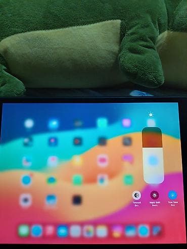 компю: Планшет, Apple, память 64 ГБ, 10" - 11", 5G, Б/у, Классический цвет - Серый — 2