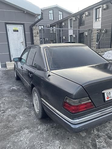 jac m3: Mercedes-Benz W124: 1993 г., 2.2 л, Механика, Бензин, Седан — 8