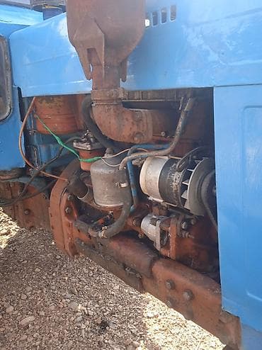 зерновая сеялка: Почвообрабатывающий прицепной агрегат с ВОМ для трактора Описание: - — 8