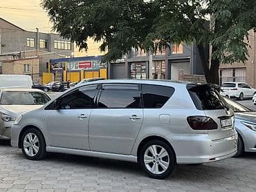 Продажа авто: Toyota Ipsum: 2004 г., 2.4 л, Автомат, Бензин, Минивэн — 7