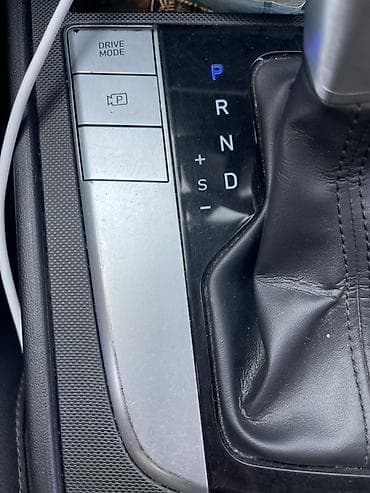 Продажа авто: Hyundai Elantra: 2020 г., 1.6 л, Бензин, Седан — 6