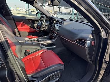 требует вложений: Jaguar F-Pace: 2017 г., 3 л, Бензин — 6