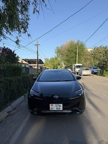 тайота приус 2015: Toyota Prius: 2025 г., 2 л, Автомат, Гибрид, Лифтбек — 1