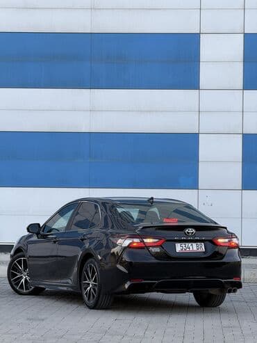 срочно продам авто в связи с переездом: Toyota Camry: 2020 г., 2.5 л, Автомат, Бензиновая, Седан — 7