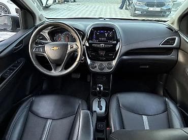 Продажа авто: Chevrolet Spark: 2019 г., 1 л, Автомат, Бензин, Хэтчбэк — 4