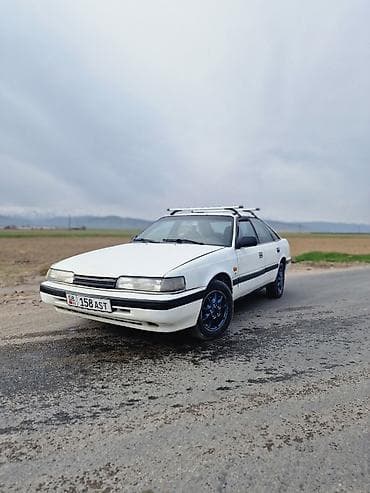 Mazda 626: 1989 г., 2 л, Механика, Бензин, Седан