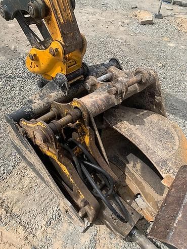 lexus lx 330: Экскаватор, Hyundai, Колесный — 3