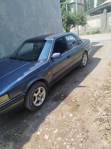 Продажа авто: Mazda 626: 1989 г., Механика, Бензин, Седан — 3