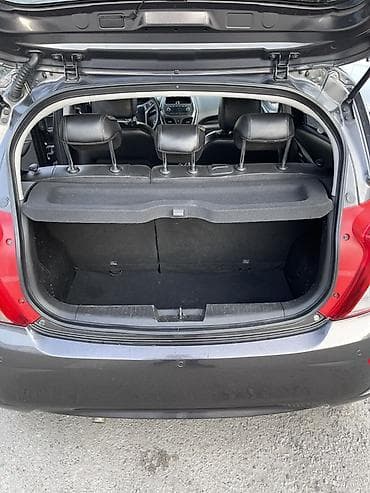 Продажа авто: Chevrolet Spark: 2016 г., Автомат, Бензин, Хэтчбэк — 8