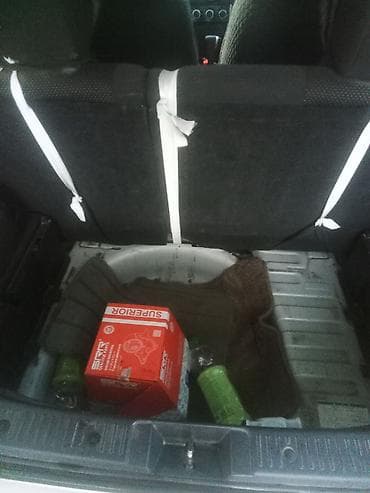 магнитолы для авто: Toyota Ist: 2002 г., 1.3 л, Автомат, Бензин, Хэтчбэк — 7