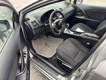 Продажа авто: Toyota Avensis: 2010 г., 1.8 л, Автомат, Бензин, Седан — 6